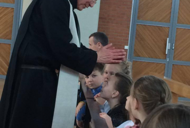 Błogosławienie mnicha