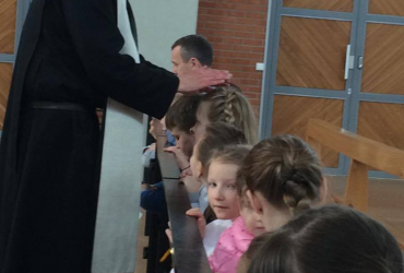 Błogosławienie mnicha