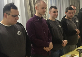 wspólna kolacja z wolontariuszami stowarzyszenia